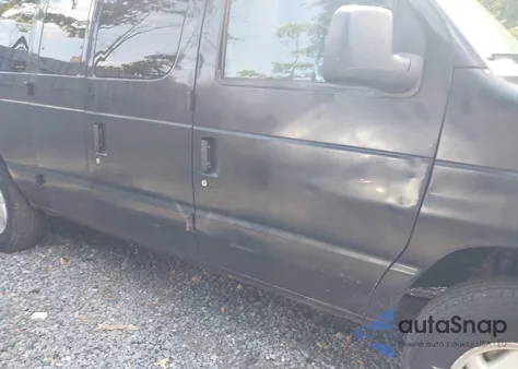 2013 Ford E-350 Super Duty Xlt from USA, damaged, VIN 1FBSS3BL5DDA63092